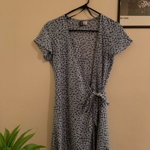 H&M wrap dress floral